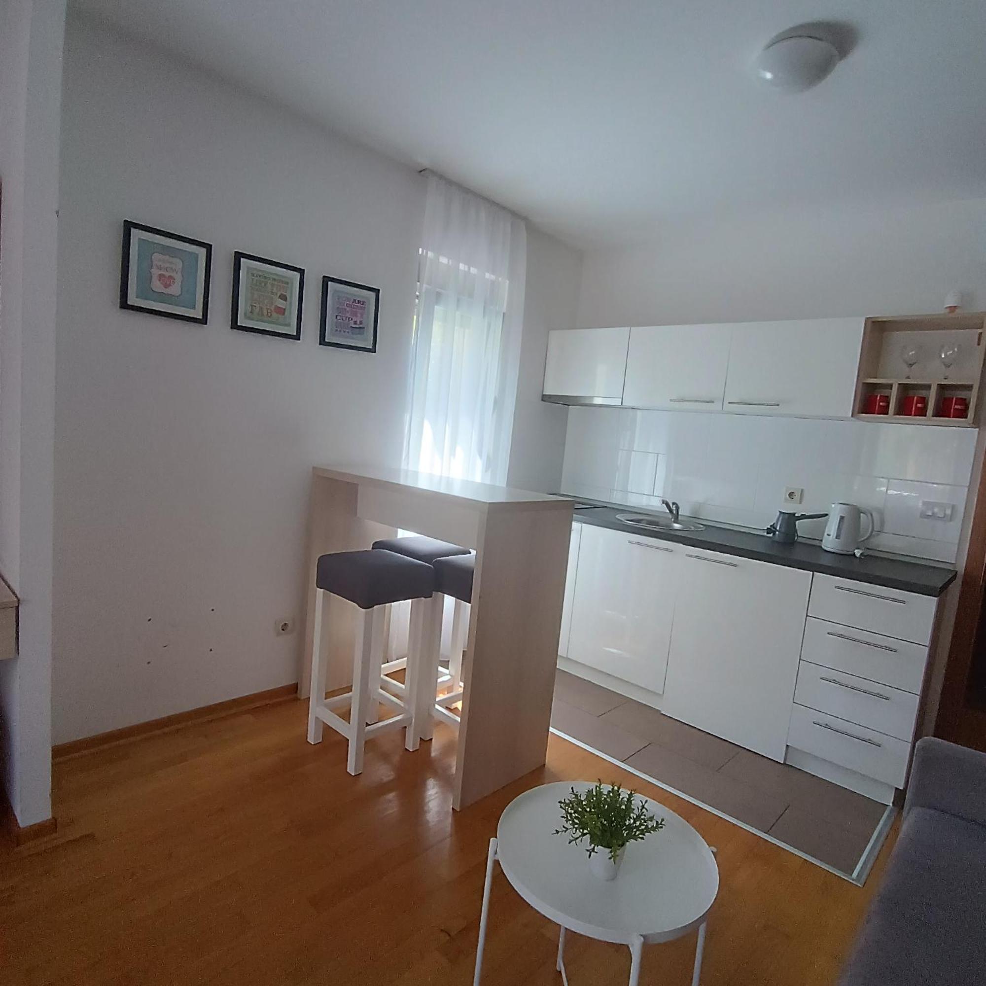 Apartments Karamarkovic Vrnjacka Banja Ngoại thất bức ảnh